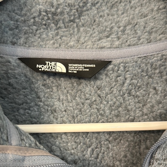 The North Face Gray Quarter-Zip Fleece - Picture 4 of 4